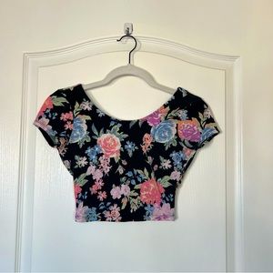 ✰ GARAGE ✰ Floral Crop Top with Criss-Cross Back